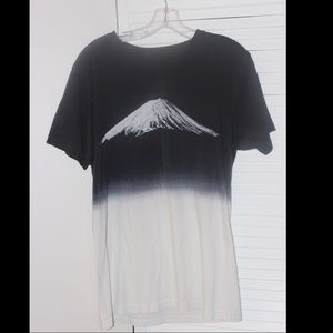 Men’s Altru Mt. Fuji Tee